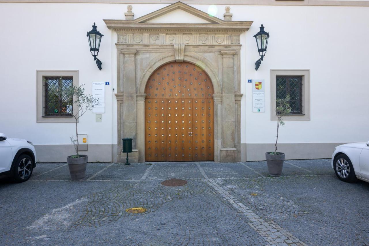 Penzion Alenka Valtice Exterior foto